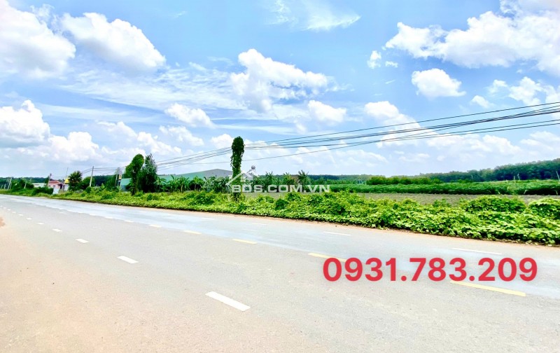 NỢ TIỀN CẦN BÁN GẤP 4010m2 ĐẤT SÁT BÊN CHỢ, TR.HỌC GẦN KCN. GIÁ 180TR